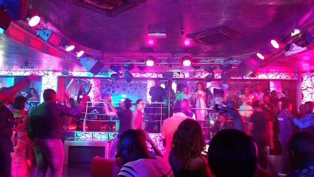 Sanza Night Club, Yaoundé
