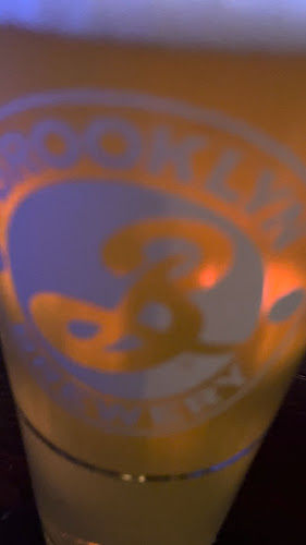 Åbningstider for Southern Cross Pub