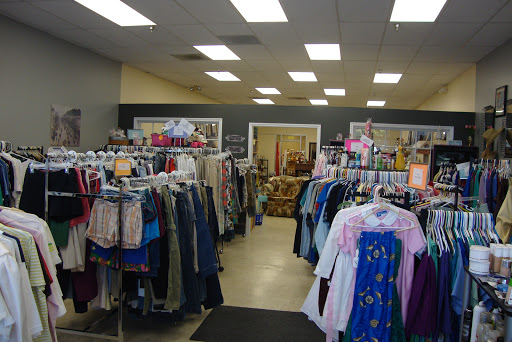Gracefully Chic Boutique Gallery - United States
