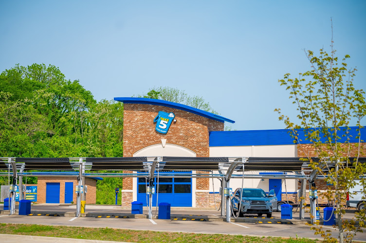 Take 5 Car Wash in Stow, Ohio