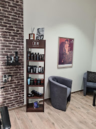 Photo n°5 de Médard Coiffeur Visagiste (Incarville) à Incarville (Salon de coiffure)