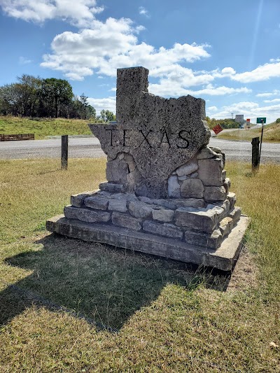 Texas State Line Monument
