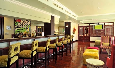 Photos of Cresta President Hotel