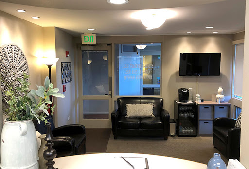 Lakewood Complete Dentistry Logo