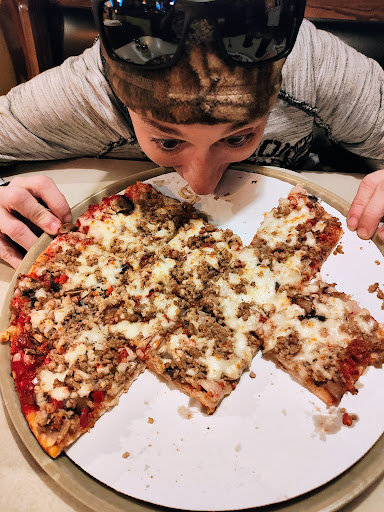 Clara’s Pizza King - Thumbnail