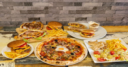 Photo 2 - Gourmet 140 - fast food - burger - ouvert la nuit - 92 - sandiwch - pizza