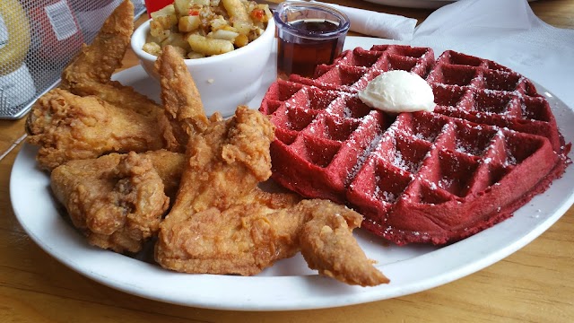 Kuzzo's Chicken & Waffles