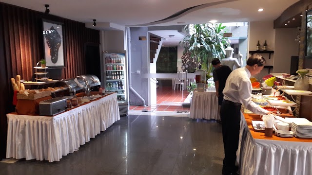 King Grand Boutique Hotel