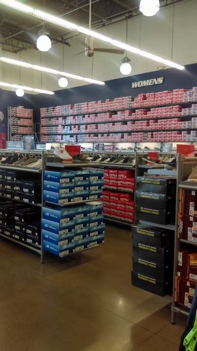 SKECHERS Warehouse Outlet