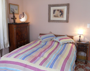 Photo n°7 de Villa Hanna- Chambres d'hôte et table d'hôte - Gard - Combas - à Combas (Chambre d'hôtes)