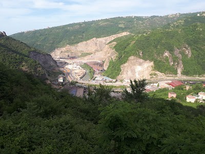 Kayaaltı Mahallesi Cami