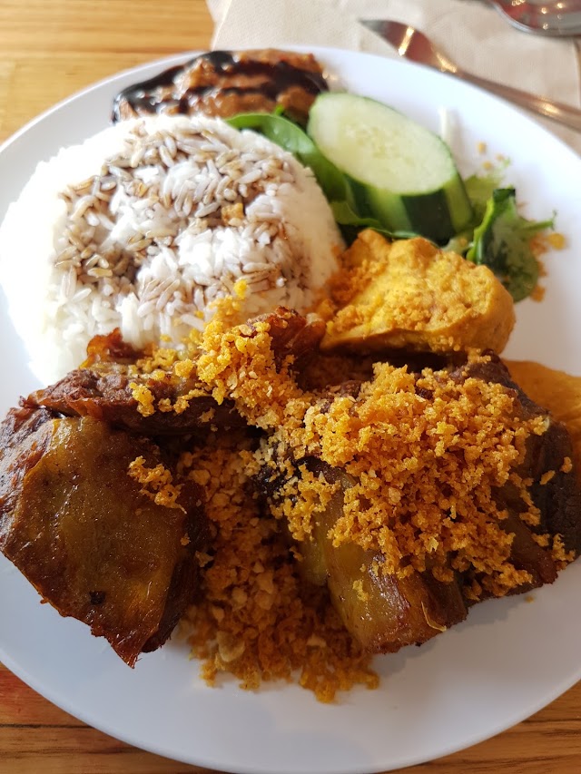 Ayam Penyet Ria