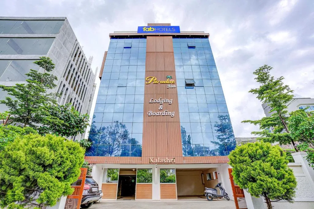 FabHotel Paradise Inn - Hotel in Bavdhan, Pune