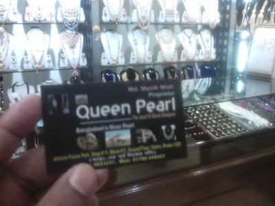 Photos of Queen Pearl