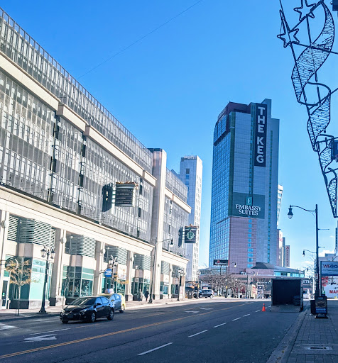 Fallsview Casino Parking - Thumbnail