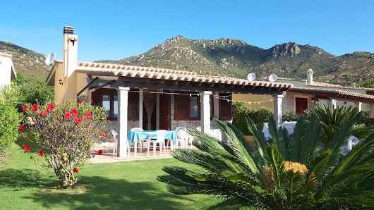 Soleya case vacanza appartamenti Sud Sardegna Via Umberto I, 44, 09049 Villasimius CA, Italia
