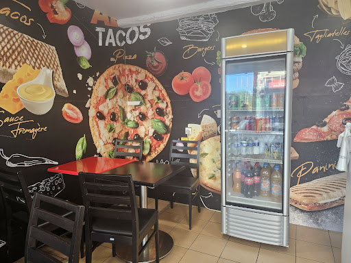 Photo 2 - Burger Aiton