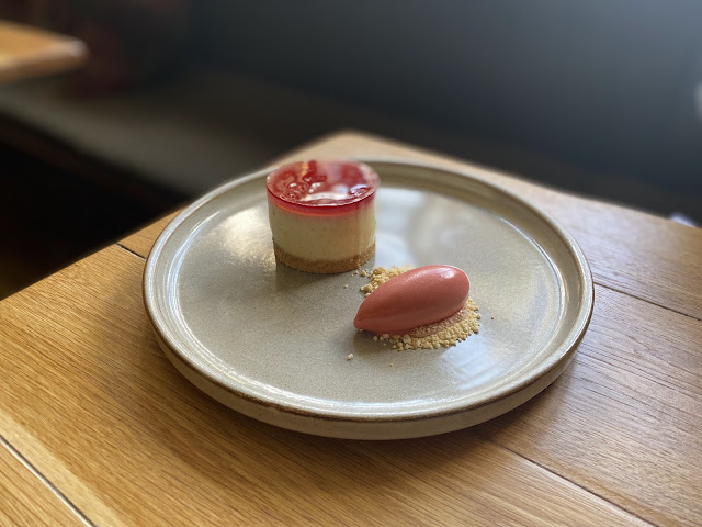 The Killingworth Castle - Cotswold Pub by null