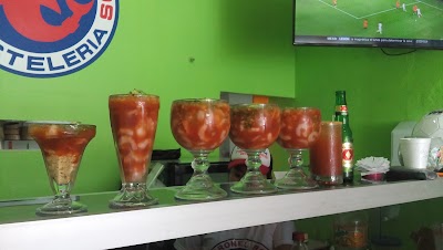 Photos of Cocteleria Tiburones Rojos