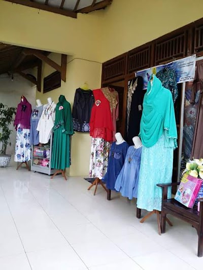 Photos of omah butik zahra aulia