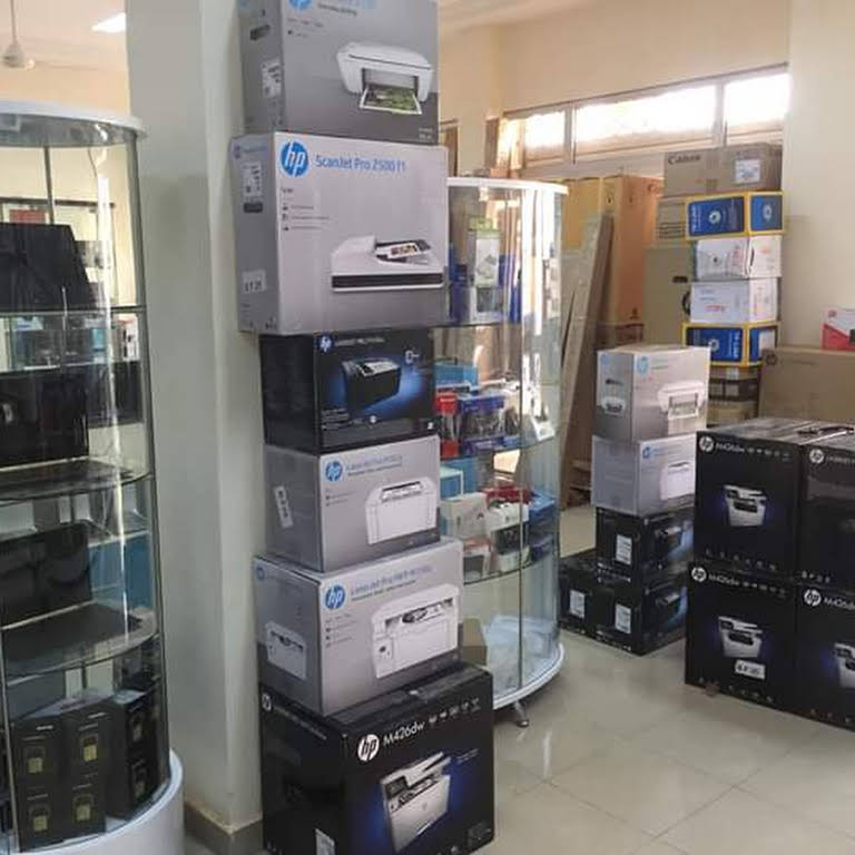 Nouvelle_Arrivage DES BATTERIES PC - SOMAF Informatique