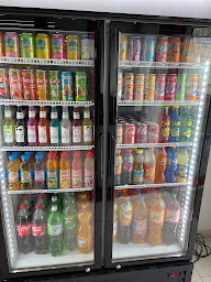 Photo n°3 de Le petit marché à Cosne-Cours-sur-Loire (Épicerie)