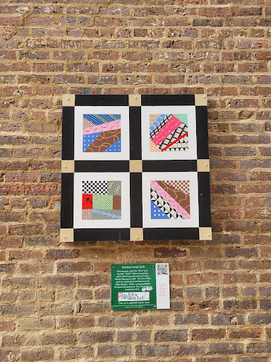 Quilt Alley - Thumbnail