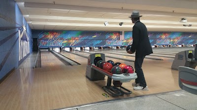 Photos of Brunswick Zone Classic Lanes