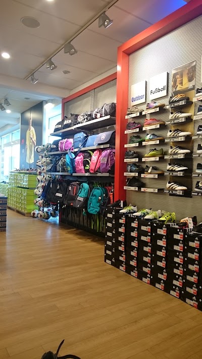Photos of SIEMES Schuhcenter Aachen