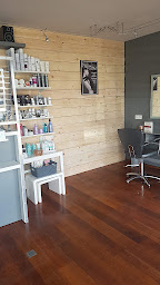 Photo n°2 de Les Petits Ciseaux à Brie (Salon de coiffure)