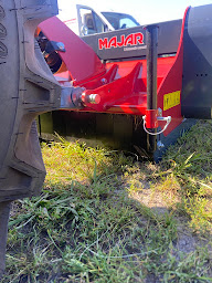 Photo n°10 de SARL LATASTE Motoculture De Plaisance à Saint-Julien-en-Born à Saint-Julien-en-Born (Service de réparation de tondeuses à gazon)