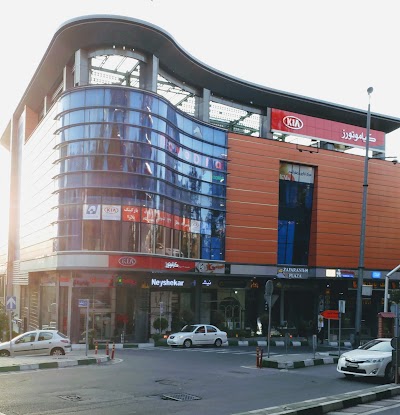 Photos of Zafaranieh Plaza