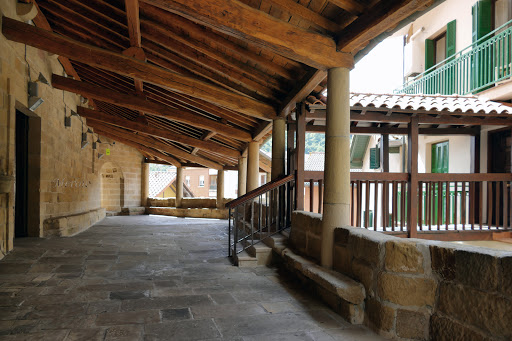 Alto Orio 2 Gallery - Spain