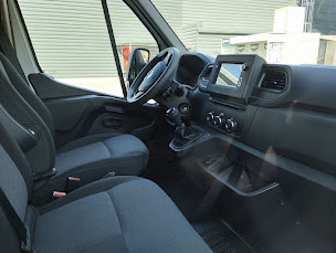 Photo n°5 de Carrefour Location à Gannat (Agence de location de fourgonnettes)