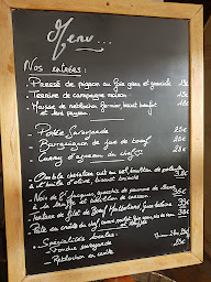 Photo n°15 de plumes et cassolettes à Bourg-Saint-Maurice (Cave à vins)