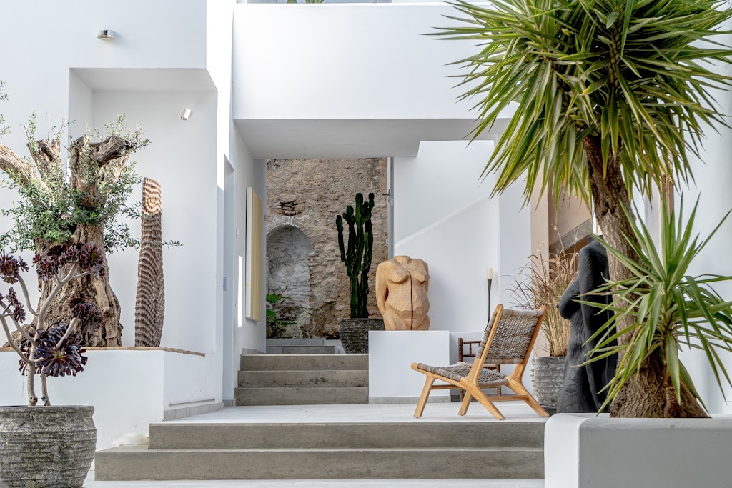 Hotel • Patio de la Luz