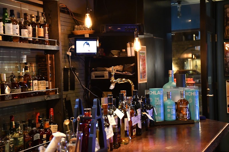 MUSIC & BAR (TOKYO) BLOWIN'