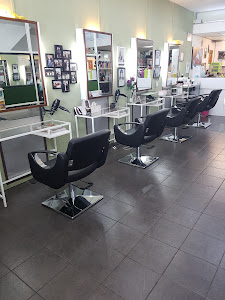 Sum Yee Hair And Beauty Centre