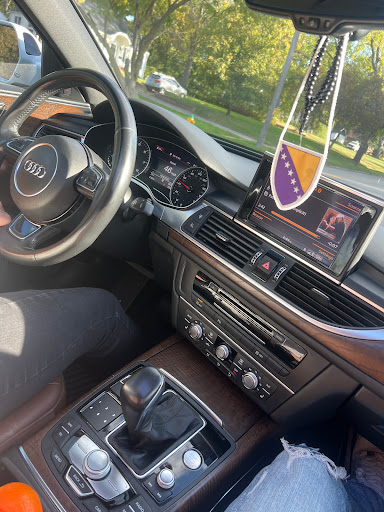 Audi Des Moines Service Department - Thumbnail