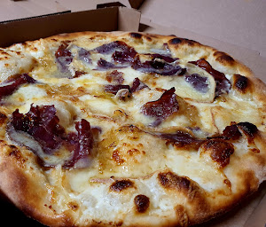 Photo n°1 de Bella Pizza à Hirsingue (Pizzeria)