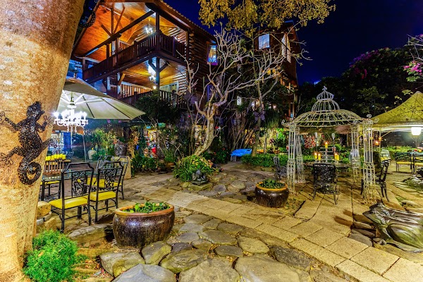 日月潭富豪群渡假民宿