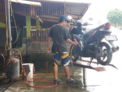 Photos of Cuci Motor Prasetyo