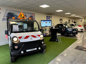 Photo n°3 de R.V. CAR à Palaiseau (Agence de location de voitures)