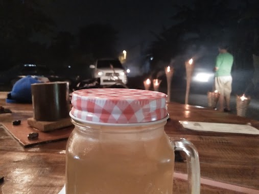 Kebon Kopi Kedai, Author: Siti Maharani