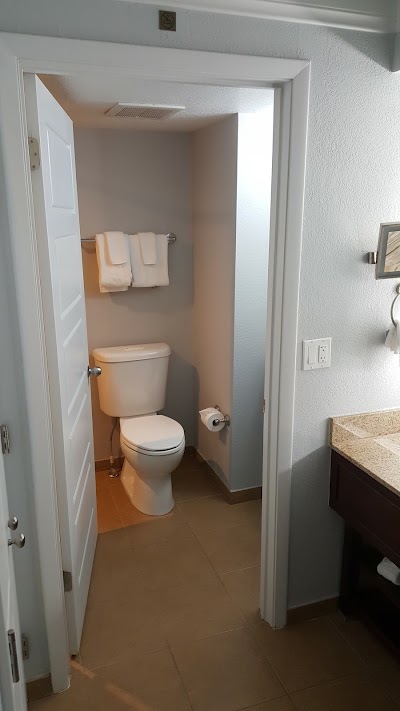 Photos of Rosen Plaza Hotel