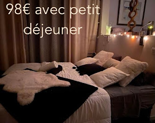 Photo n°16 de Auvillar Chambre de la galerie du port Douce France à Auvillar (Hôtel)