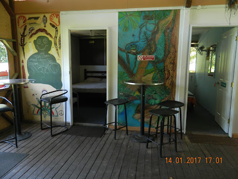 Rainbow Retreat Nimbin by null