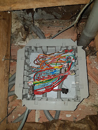Photo n°10 de ALLO SERVICES 63 à Vic-le-Comte (Entreprise de bricolage)