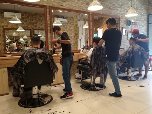 The Men's Barbershop Tomang, Author: indoturtle
