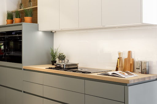 Four Seasons Kitchens - Thumbnail